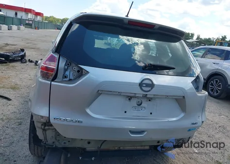 2014 Nissan Rogue S z USA, uszkodzony, nr VIN 5N1AT2MV5EC821402